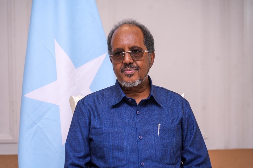 Madaxweynaha oo is bedel qorsheynaya.jpg